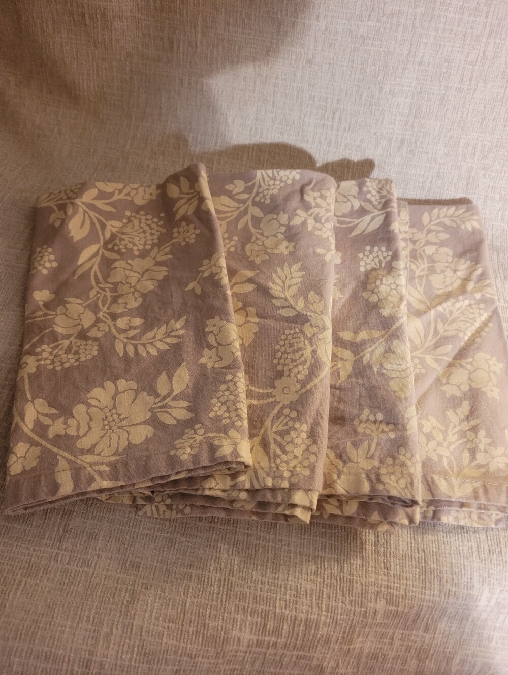 Set of 4 Vintage Style Floral Cloth Napkins - Taupe / Beige Neutral Botanical